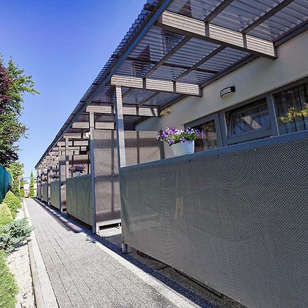 Aurora Ustka-Przewloka Aparthotel Exteriör bild