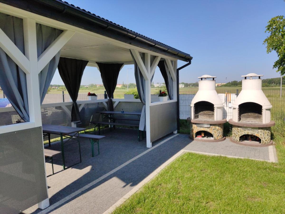 Aurora Ustka-Przewloka Aparthotel Exteriör bild
