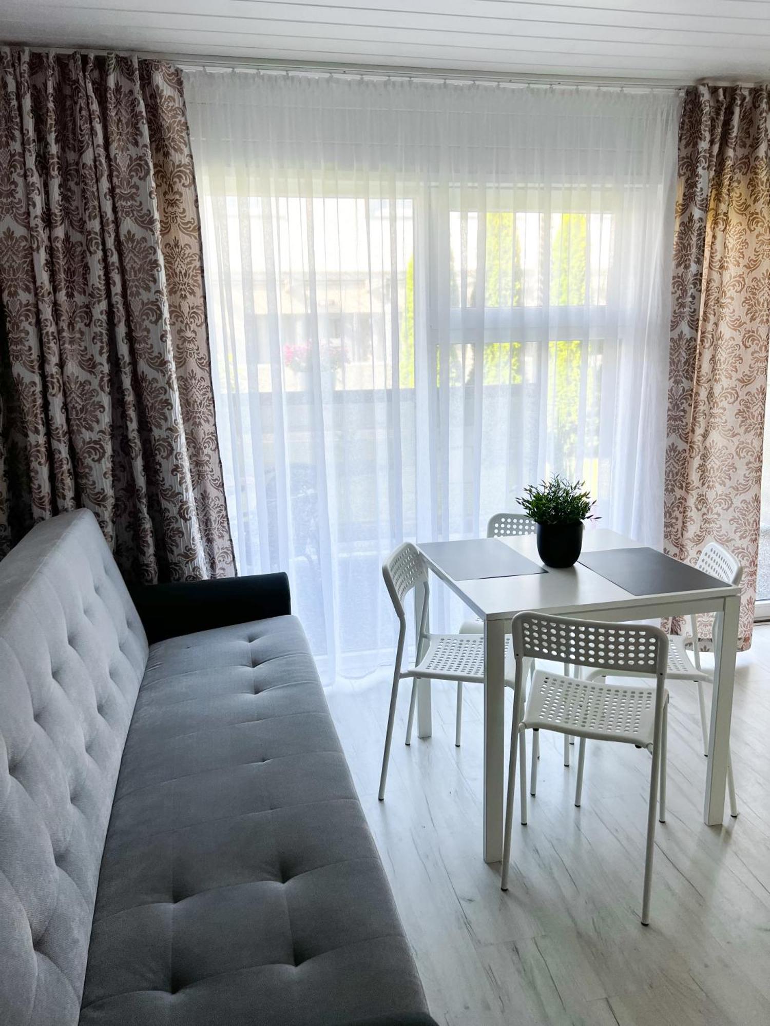 Aurora Ustka-Przewloka Aparthotel Exteriör bild